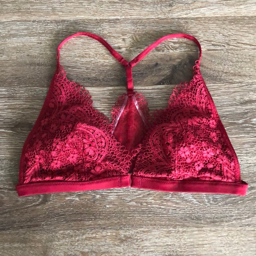 Victoria’s Secret Body by Victoria bralette